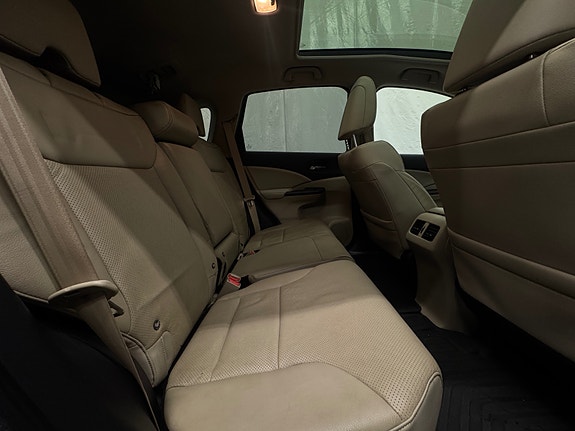 Honda CR-V 17 of 30