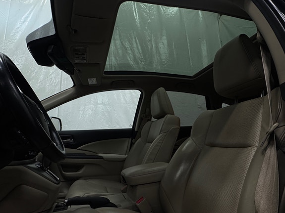 Honda CR-V 15 of 30