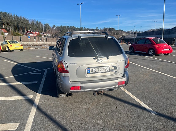 Hyundai Santa Fe 4 of 5