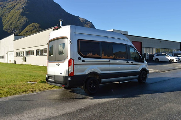 Bürstner Lineo C 590 Individual / 170 hk. / 600 kg. nyttelast / 2 of 28