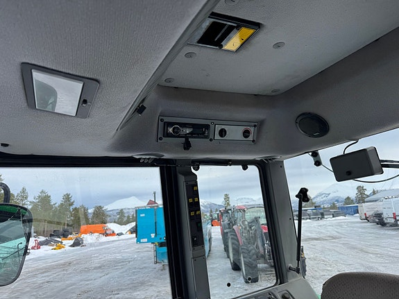 Valtra M130 2006, kr 360 000,-