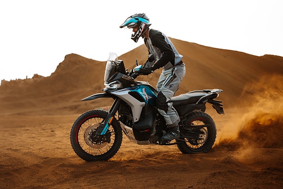 CFMOTO 800 MT-X