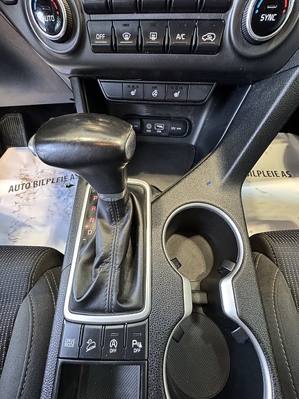 Kia Sportage 17 of 30