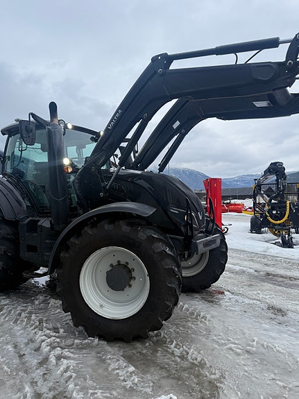 Valtra T234 Direct med Twin Track 2018, kr 889 000,-