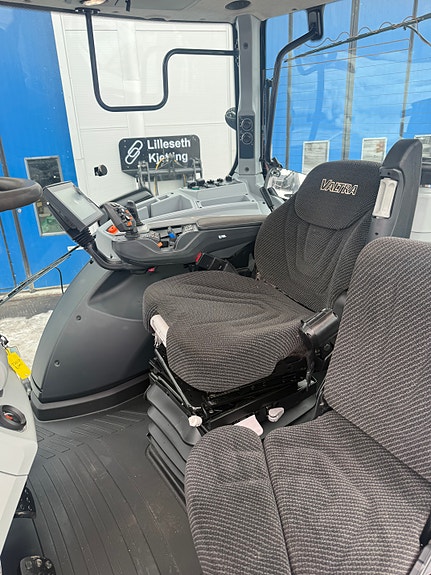 Valtra T234 Direct med Twin Track 2018, kr 889 000,-