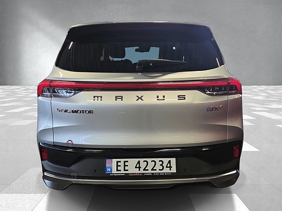 Maxus Euniq 6 4 of 5