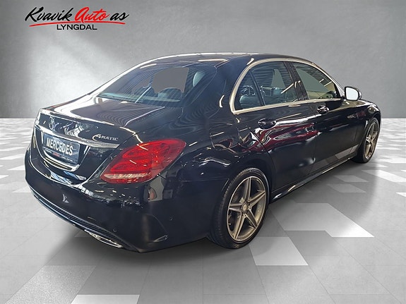 Mercedes-Benz 4 of 5