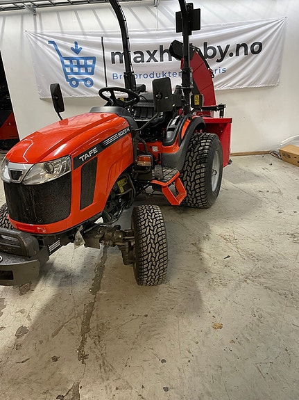 Tafe 6028 Hydrostat med Tokvam / Kvex Snøfres - Mitsubishi motor