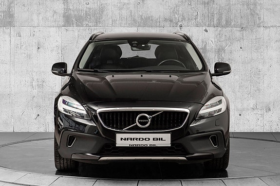 Volvo V40 Cross Country 5 of 5