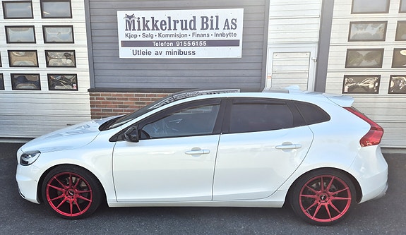 Volvo V40 6 of 20