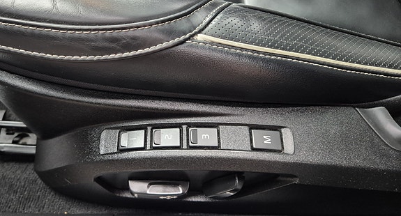 Volvo V40 14 of 20