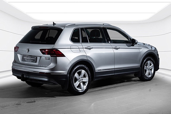 Volkswagen Tiguan 8 of 28