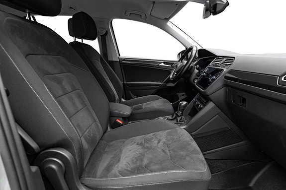 Volkswagen Tiguan 26 of 28