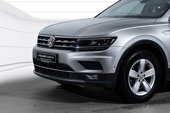Volkswagen Tiguan 2 of 28