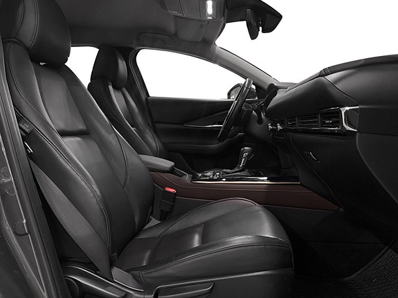 Mazda CX-30 5 of 17