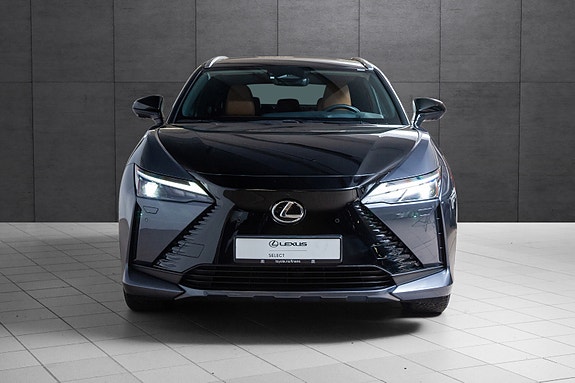 Lexus RZ450e 6 of 19