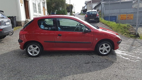 Peugeot 206 5 of 5