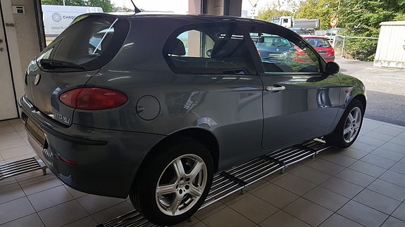 Alfa Romeo 147 5 of 21