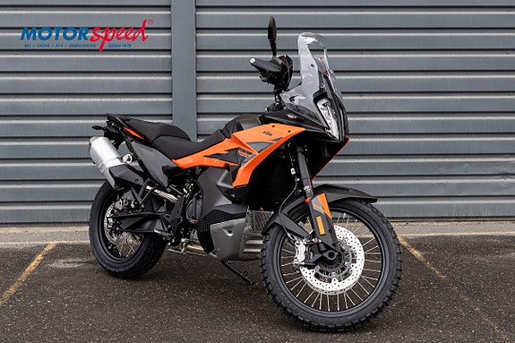 KTM 790 Adventure 2 of 8