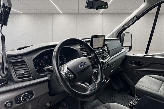Ford Transit 8 of 20