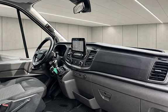 Ford Transit 13 of 20