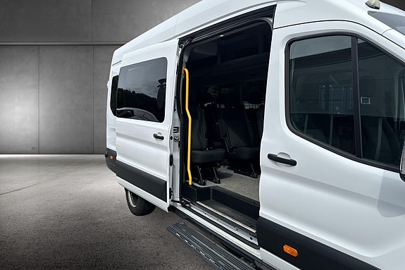Ford Transit 14 of 20