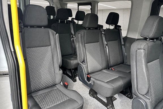 Ford Transit 16 of 20