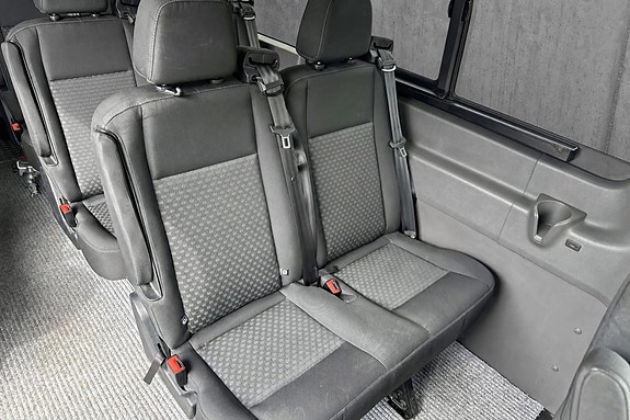 Ford Transit 17 of 20
