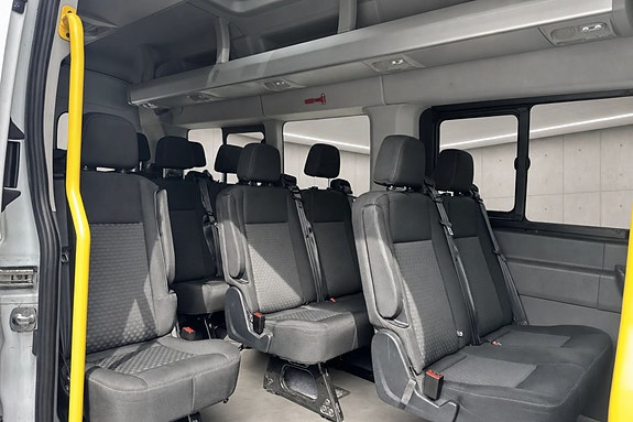 Ford Transit 15 of 20
