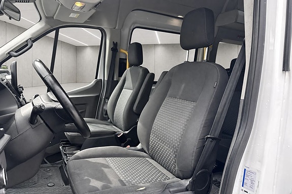 Ford Transit 7 of 20
