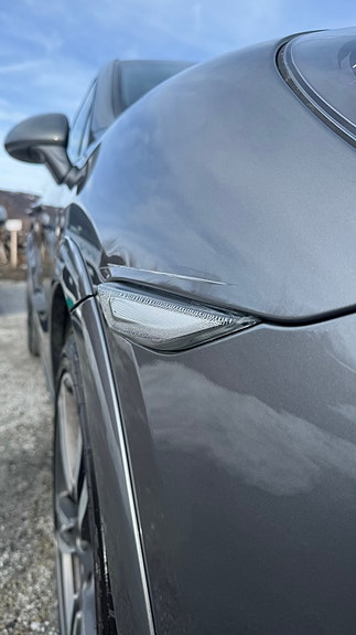 Porsche Cayenne 5 of 26