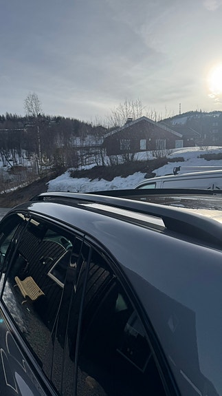 Porsche Cayenne 26 of 26