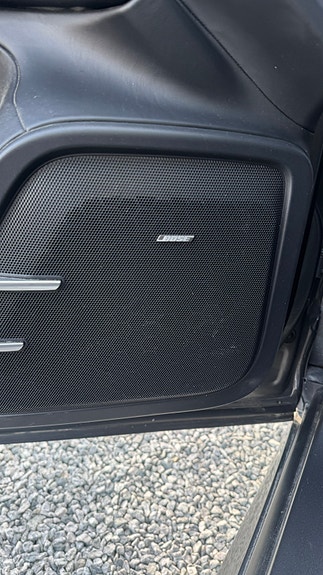 Porsche Cayenne 19 of 26