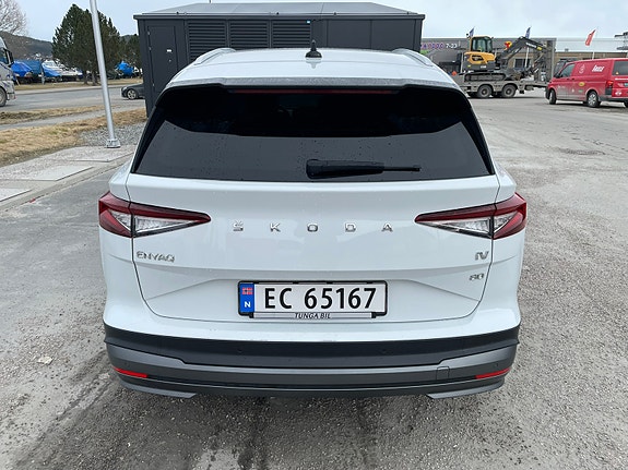 Skoda Enyaq 6 of 30