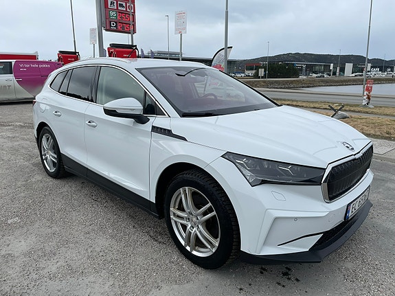Skoda Enyaq 4 of 30