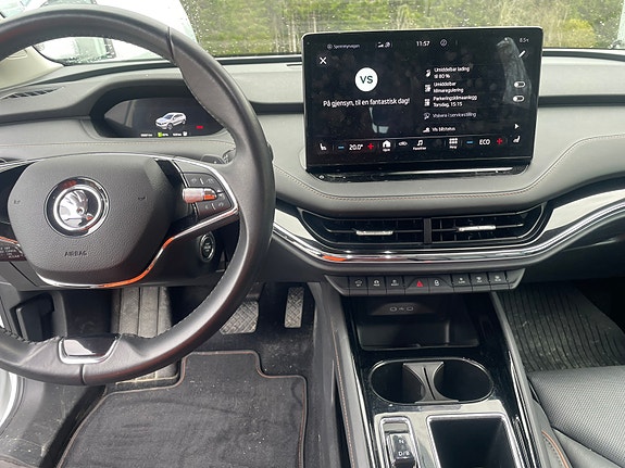 Skoda Enyaq 9 of 30