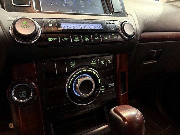 Toyota Land Cruiser 15 of 30
