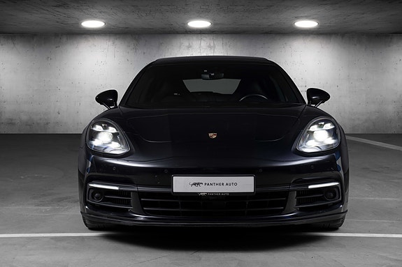 Porsche Panamera 4 of 5