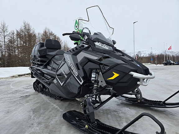 Polaris S4 Titan Adventure 5 of 5