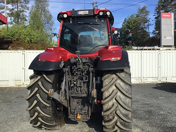 Valtra Q305 Ruby Red Edition! Valtra Guide cm, 2023, kr 1 725 000,-
