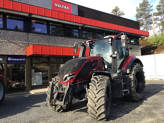 Valtra Q305 Ruby Red Edition! Valtra Guide cm, 2023, kr 1 725 000,-