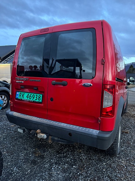Ford Transit Connect 3 of 7