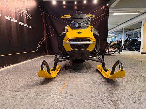 Ski-doo Summit Neo+ 600 EFI 5 of 5