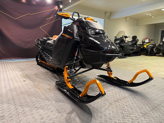 Ski-doo Summit Expert 850 E-TEC Turbo R 5 of 5