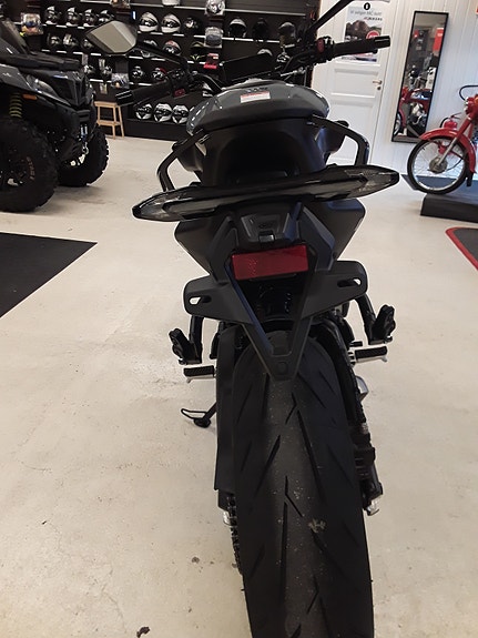 CFMOTO 675NK 4 of 6