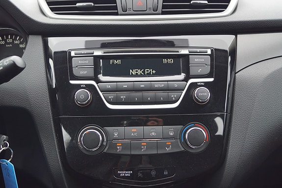 Nissan Qashqai 24 of 27