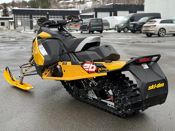 Ski-doo MXZ 600RR 2027 2 of 5