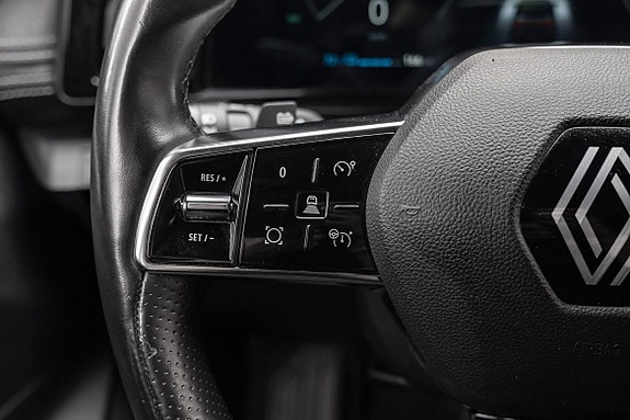 Renault Megane E-Tech 15 of 23