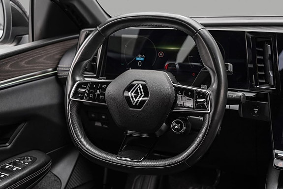 Renault Megane E-Tech 13 of 23