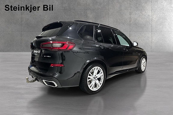 BMW X5 4 of 5